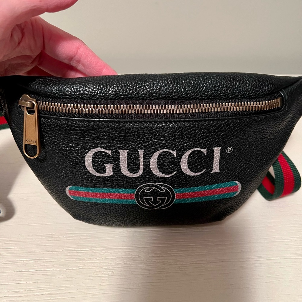 Gucci Logo Belt Bag